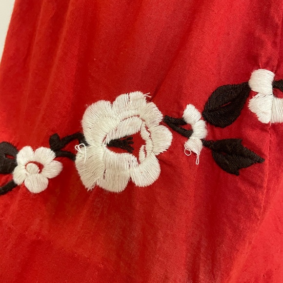 Anthropologie red floral puff sleeve blouse - Picture 11 of 13